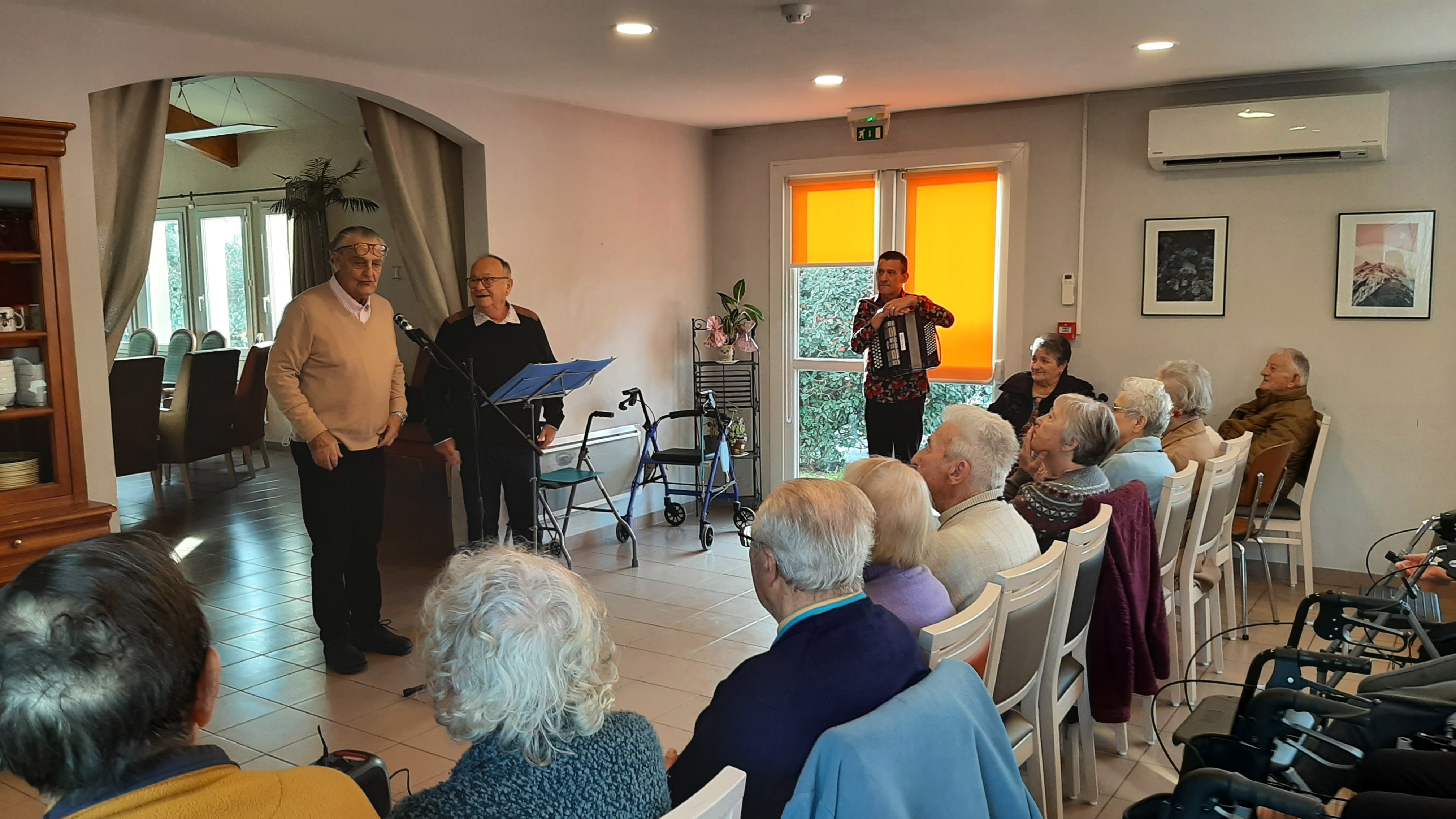 Réunion La Régordane à La Calmette pour le rachat de La Calmette par Bonjours Groupe Présence 30